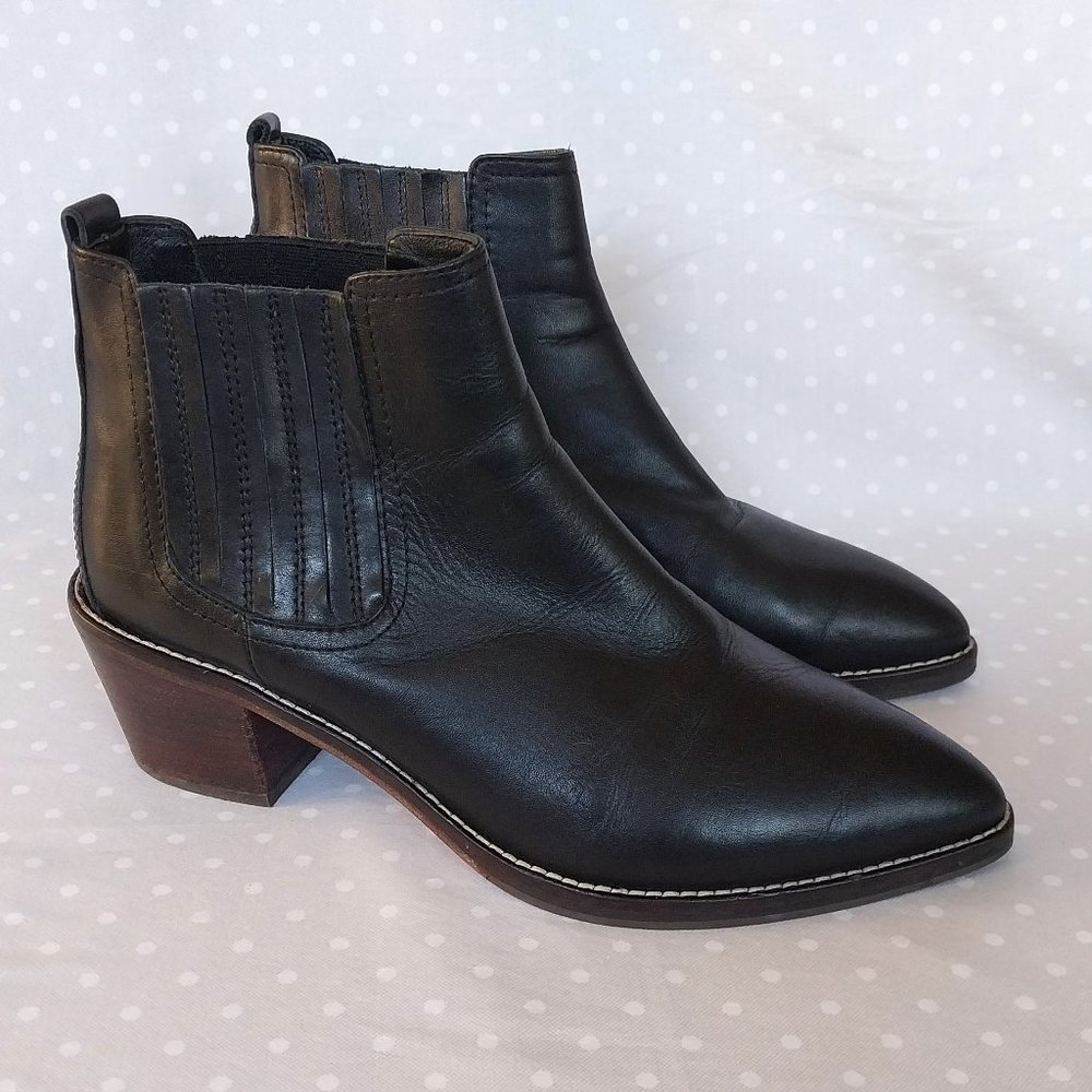Boden Black Leather Heeled Chelsea Boot